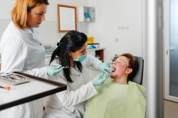 Best Emergency Wisdom Teeth Removal in Swisher, IA